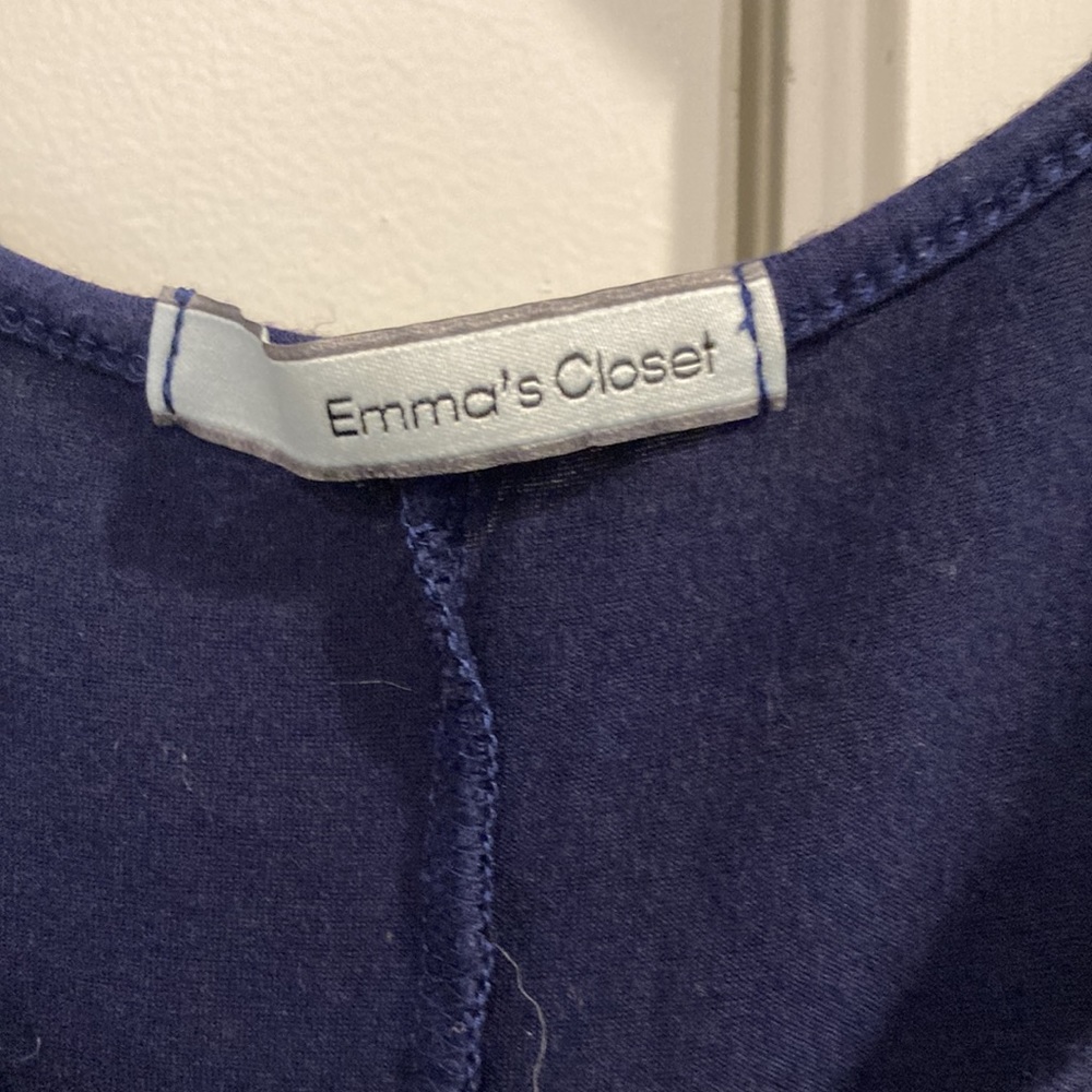 Navy cold shoulder xl top - Picture 2 of 4